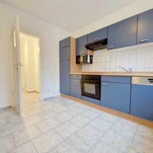 Modernes Wohnen auf 54 m² – stilvoll saniert! Einbauküche! Ab sofort!