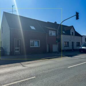 Zweifamilienhaus: 104 m² im Erdgeschoss mit Terrasse und Garten & 92 m² im 1. Obergeschoss.